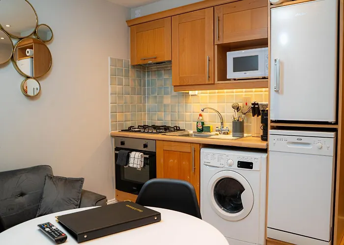 Warner's Collection Apartment